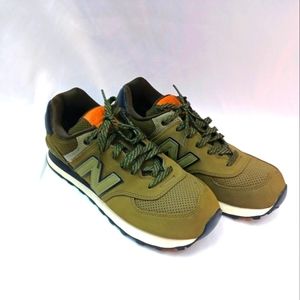 New Balance 574 Men's Shoes size 9